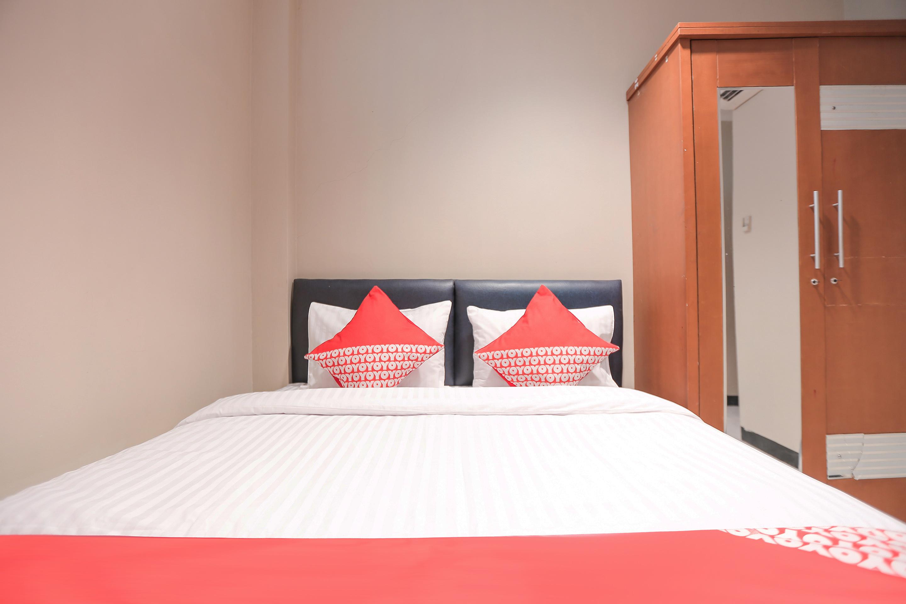 Oyo 117 Blueberry Homestay Jakarta Exterior foto