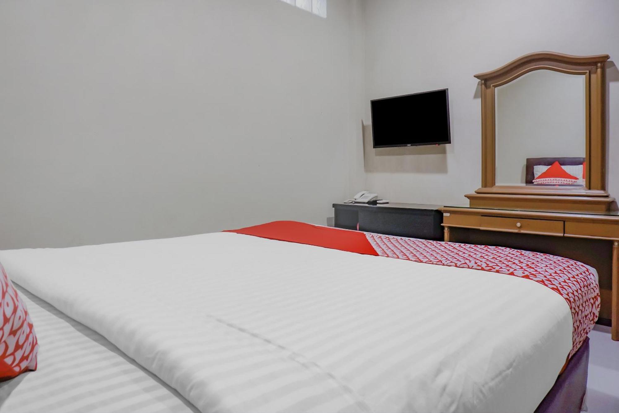 Oyo 117 Blueberry Homestay Jakarta Exterior foto