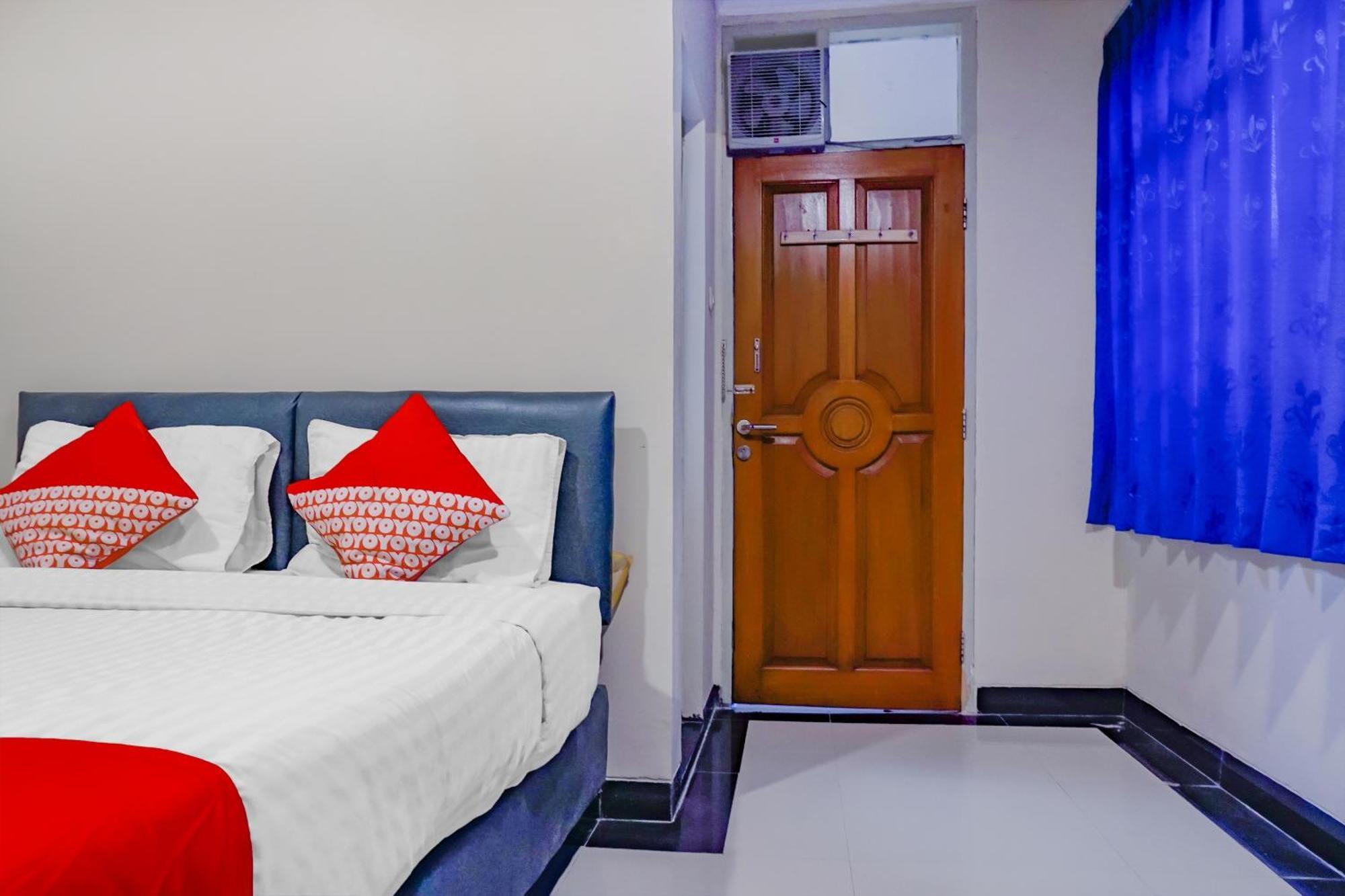 Oyo 117 Blueberry Homestay Jakarta Exterior foto